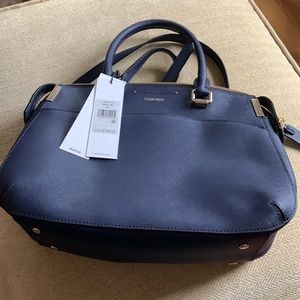 Calvin Klein Raelynn Leather Crossbody in Navy NWT